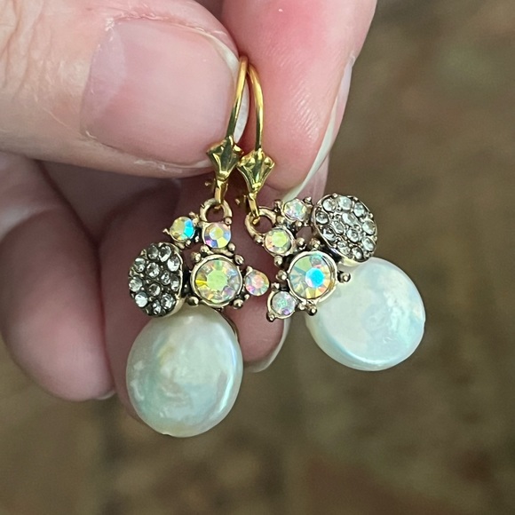 HANDMADE Gorgeous Freshwater Pearl and Crystal earrings!! - Picture 4 of 5